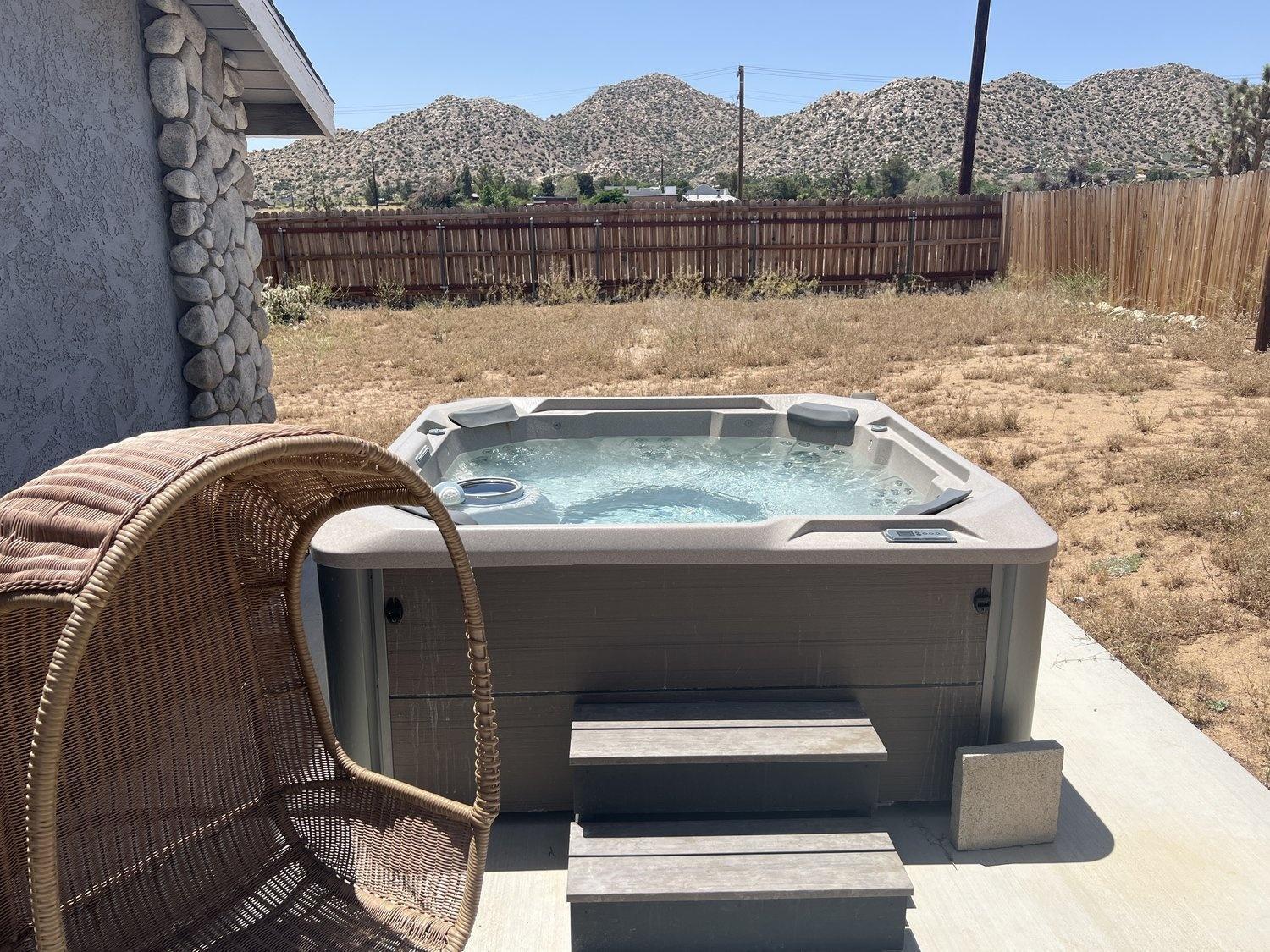 Rawhide Ranch - Walk To Pappy And Harriet'S With Hot Tub! Home Yucca Valley Kültér fotó
